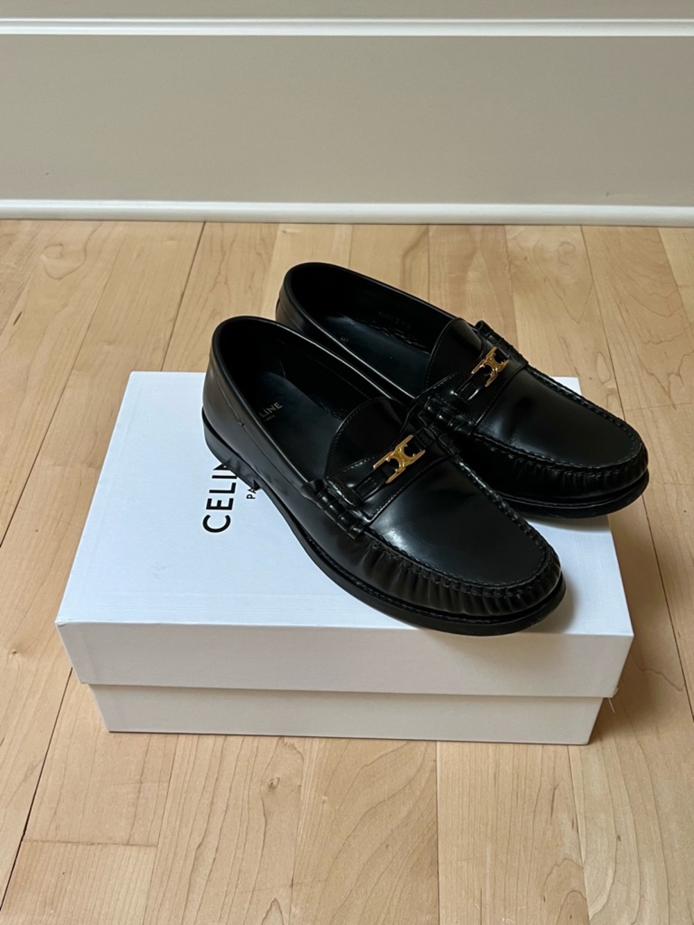Celine Luco Loafer in Polished Calfskin Black size IT38.5